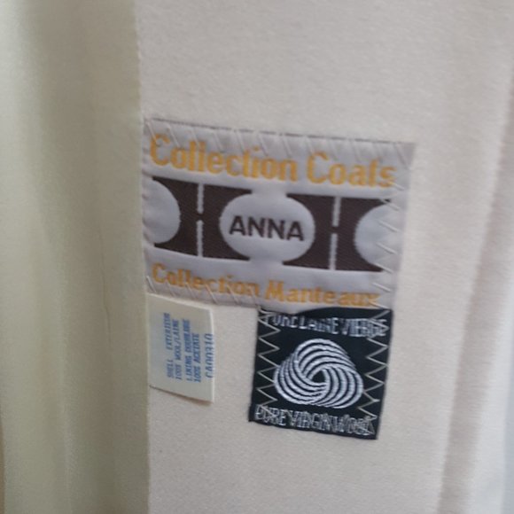 Anna Collection Wool Coat - Picture 4 of 7